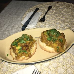 ración sopresa (coliflor con quinoa) at Cookaluzka in Madrid