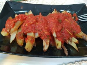 Patatas deliciosas  at Cookaluzka in Madrid