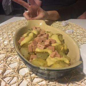 Patatas revolconas at Cookaluzka in Madrid