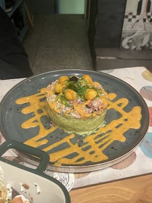 sushi-pizza  at Cookaluzka in Madrid