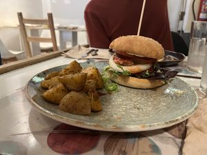 La americana   at Cookaluzka in Madrid