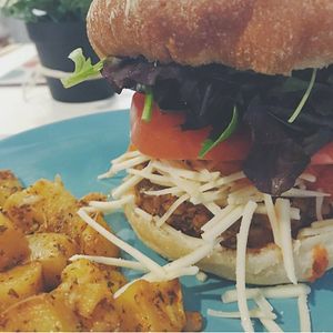 Hamburguesa at Cookaluzka in Madrid