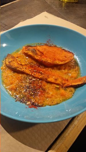 Crema de calabaza con batata at Cookaluzka in Madrid