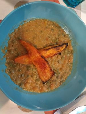 Legumbres con boniato at Cookaluzka in Madrid