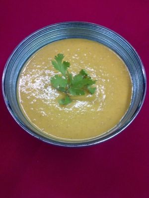 Creamy Tomato and Roasted Garlic
-created with Stratford GarlicFest in mind at Soup Surreal in Stratford