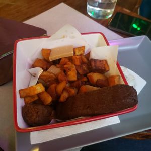 Seitan box; also heavy at Mayka in Belgrade