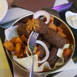 7 smt; at Mayka in Belgrade