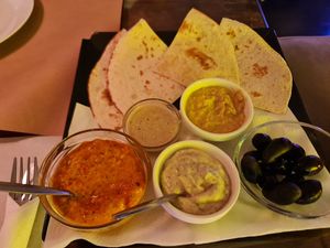 Starter (tortila and dips) at Mayka in Belgrade