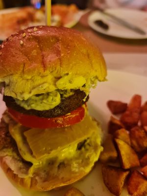 "Miss piggy burger" at Mayka in Belgrade