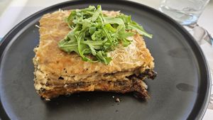Vegan moussaka at Nice n Easy in Mykonos