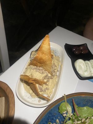 Hummus  at Nice n Easy in Mykonos
