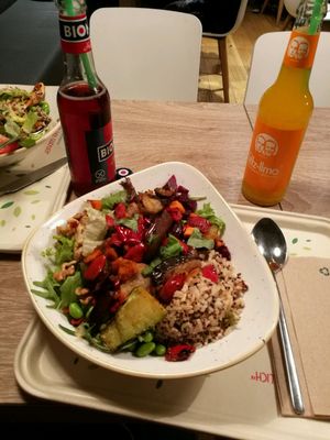 bowl at Dean & David - Oberntorwall in Bielefeld