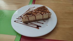 Tarta de queso vegana at Bioloco in Gran Canaria