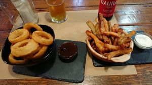 Onion rings and fried vegetables at Bioloco in Gran Canaria