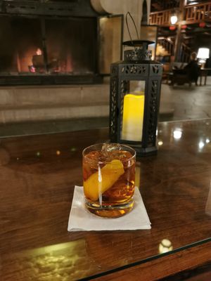 Cocktail at Fairmont Le Chateau Montebello in Montebello