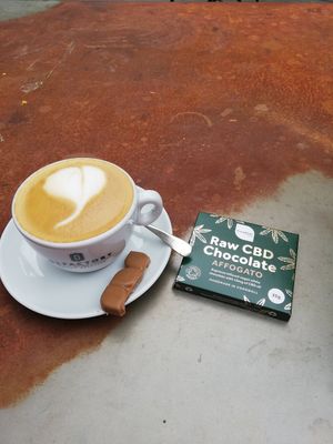 Decaffe oatmilk flat white...sooo good! And paired with affogato chocolate 😍 at Sprout Health Foods in Newquay