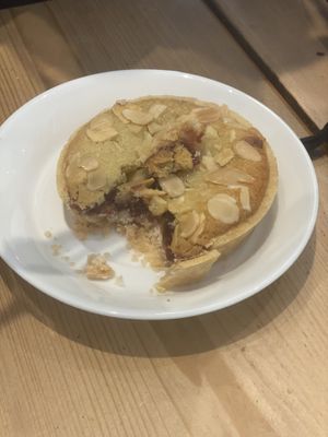 Bake well tart! #Veganuary at Green Kitchen in Brighton