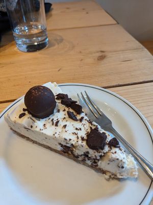 Lucky Cat truffle cheesecake. Sooooo rich. Mega treat 💚 at Green Kitchen in Brighton