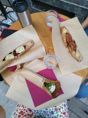  at Feyrouz in Athens