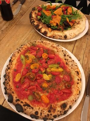 Vegan pizzas at 485Grad Pizza in Cologne
