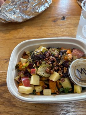 Quinoa veg salad  at B.GOOD in South Portland