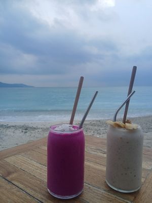 Smoothies at Mowie's  in 