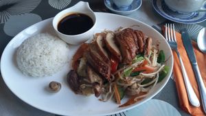 Vegane Ente mit pikanter Sauce at Asia-Chay Vegan Cuisine in Bottrop