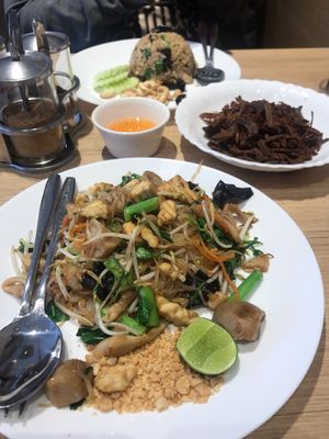 Pad Thai, fried mushroom and cashew tofu at Koko Thai & Vegetarian Cuisine in Bangkok