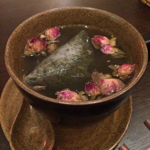 rose jasmin tea at Hum Vegan Cuisine in Berlin