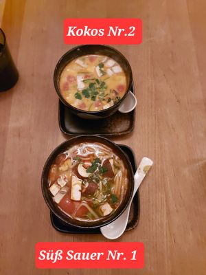 Vorsuppen Cocos und süß sauer at Hum Vegan Cuisine in Berlin