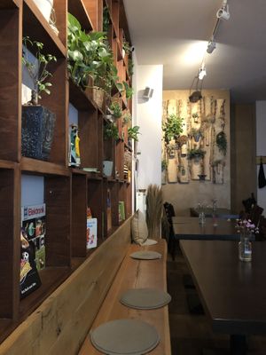 Lovely interior at Hum Vegan Cuisine in Berlin