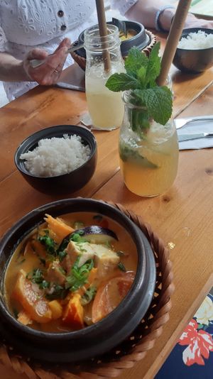 hokkaido pumpkin curry at Hum Vegan Cuisine in Berlin