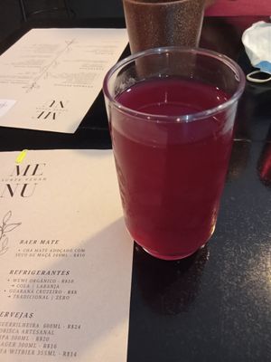 Chá gelado de hibisco at SuBte Vegan in Sao Paulo