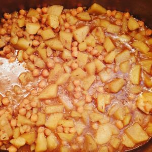 Curry chickpeas at Zionly Manna in South East London