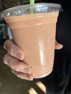 Sunshine smoothie   at Country Organics in Redding