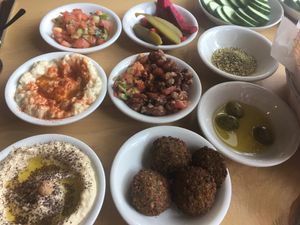 Sampler at Ziatun in Beacon