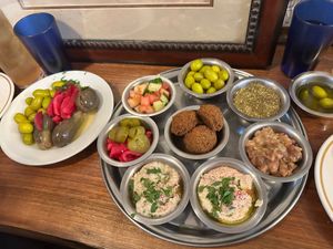 Makdous on left and Future Medley on the right at Ziatun in Beacon