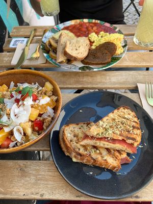 Brunch Vresunto at O Xexexe in Costa Da Caparica