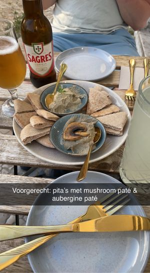 Starter: pita bread with mushroom paté and eggplant paté  at O Xexexe in Costa Da Caparica