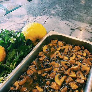 Mushrooms Bulhão Pato style “vegan” at O Xexexe in Costa Da Caparica