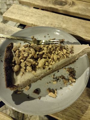 Special Snickers Pie at O Xexexe in Costa Da Caparica