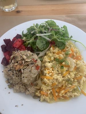 Plato del día   at Alfarroba Cafe in Albufeira