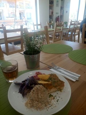 beautiful and tasty plate!    at Alfarroba Cafe in Albufeira