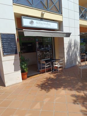 The restaurant from outside at Alfarroba Cafe in Albufeira