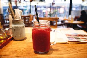 Vegan berry smoothie at Mr. Farmer - Shinjuku in Tokyo