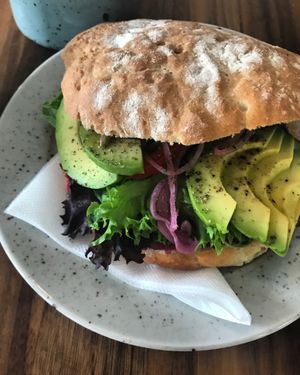 Rödbetshummos, glutenfri & vegan! at Bahlsam Living and Cafe in Ahus