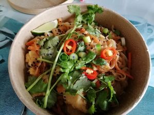 Pad Thai at Ich Bin So Frey in Landau