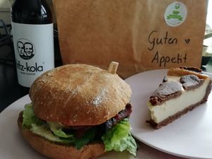 Western Burger at Ich Bin So Frey in Landau