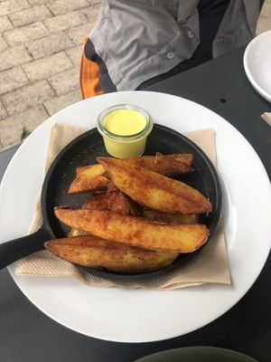 "Freys” at Ich Bin So Frey in Landau