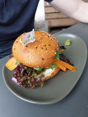 Burger at Ich Bin So Frey in Landau